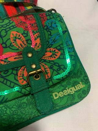 Bolso Desigual Multicolor y Verde