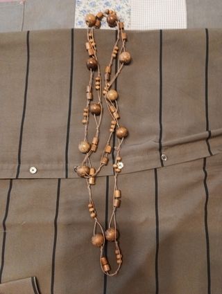 Tres collares bisutería