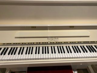 Piano George Steck Blanco