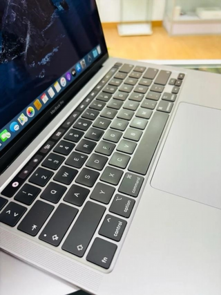 MacBook Pro 13 2020 A2289 i5 8GB 256GB