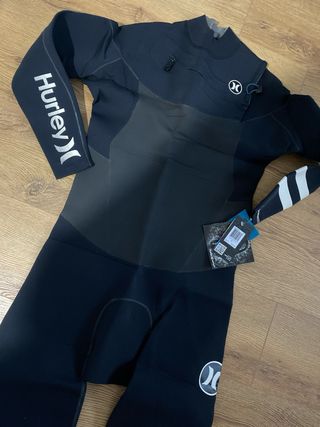 Neopreno Hurley Talla XL sin estrenar.