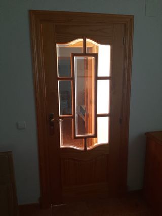 3 Puertas de madera con cristal + marco incluido
