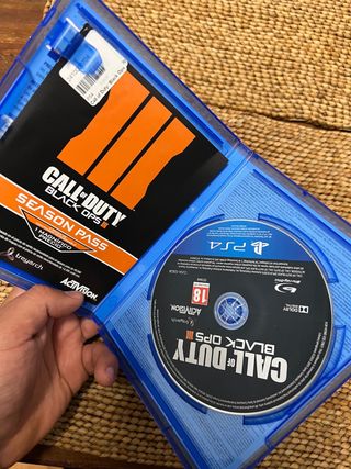 Call of Duty Black Ops III y IIII PS4