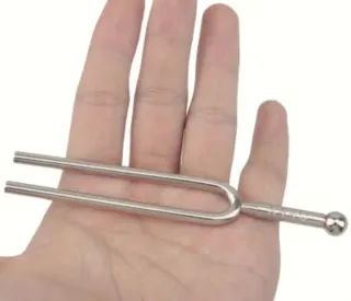 Diapasoni in acciaio per accordare strumenti