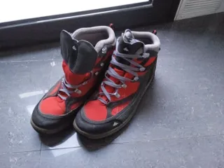 Botas de montaña Quechua Talla 45