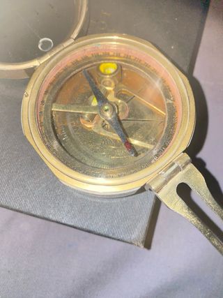 Brújula Stanley London