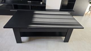 Mueble salón moderno y mesa auxiliar