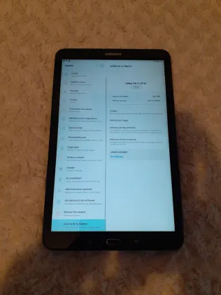 Samsung Galaxy Tab A6 SM-T580 16 GB con funda