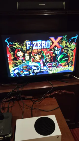 Nintendo 64 Negra + Expansión + 2 Mandos