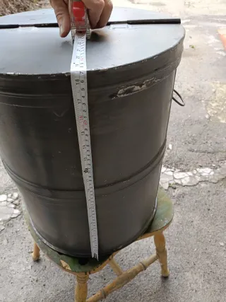 Bidone metallo grigio vintage