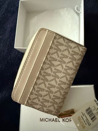 Cartera Michael Kors Beige y Dorada