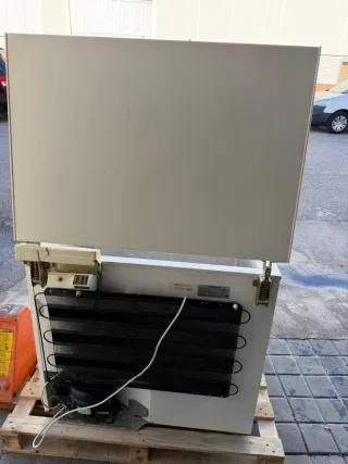 Arcón congelador blanco