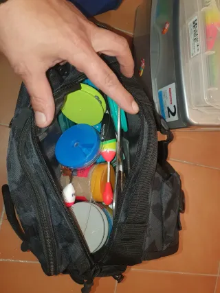 Equipo de pesca cañas y carrete