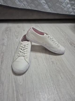 Zapatillas Lacoste Mujer Blancas y Rosas