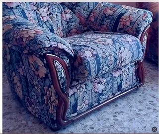 Sillones 2 idénticos floral tela y madera