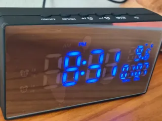 Telecamera sorveglianza Sveglia WiFi 2.4/5G Nuova
