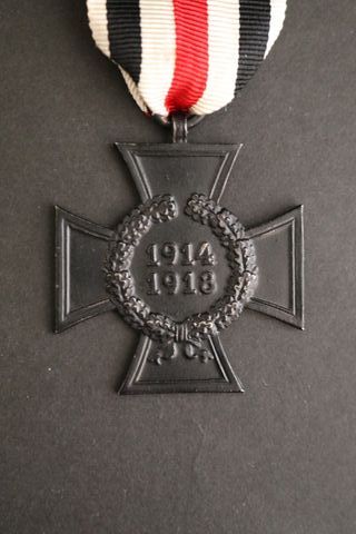 Cruz de Honor para Viudas 1914-1918 +. Alfiler