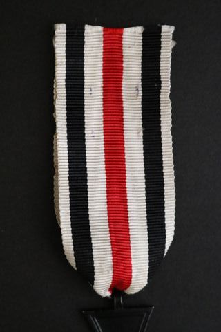 Cruz de Honor para Viudas 1914-1918 +. Alfiler