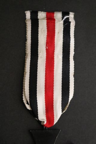 Cruz de Honor para Viudas 1914-1918 +. Alfiler