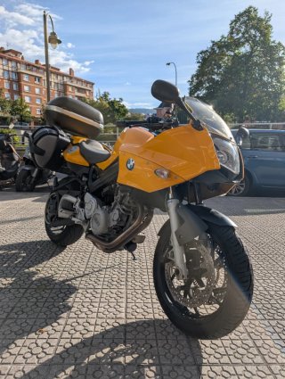 BMW F800S Amarilla