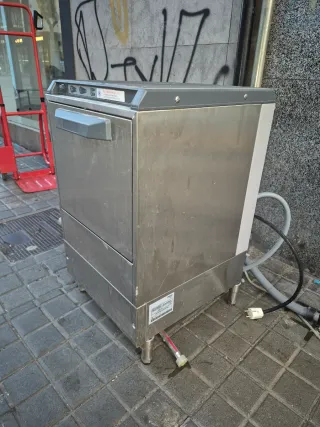 Lavavajillas industrial acero inoxidable