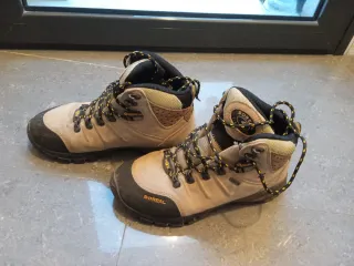 Botas de montaña Boreal Talla 39.5