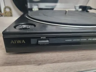 Tocadiscos AIWA PX-E550E preamplificador