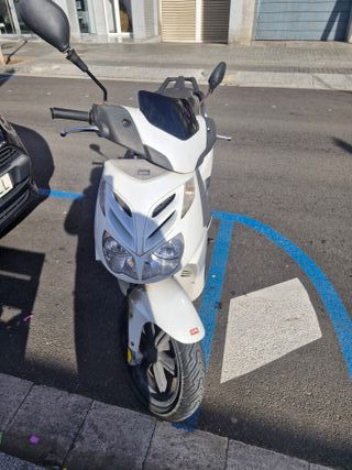 Scooter Aprilia Sportcity 125