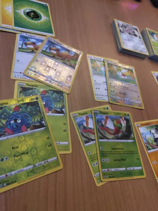 CROWN ZENITH - 99 Cartas Únicas INGLÉS