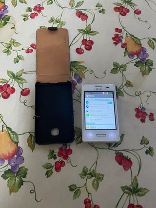 LG E430 Bianco con custodia