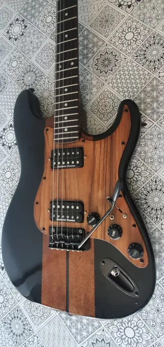 Super Stratocaster Guitarra Eléctrica