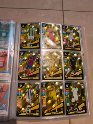 Lotazo caja, sobres y Álbum Adrenalyn 2023-2024