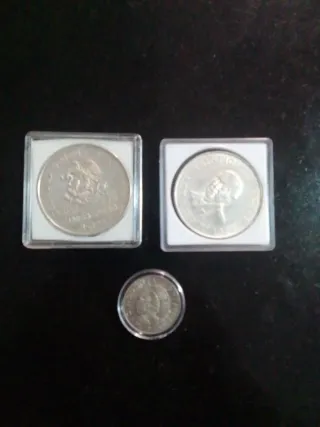 3 Monedas diferentes de Plata México