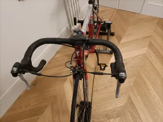 Bicicleta de carretera + rodillo