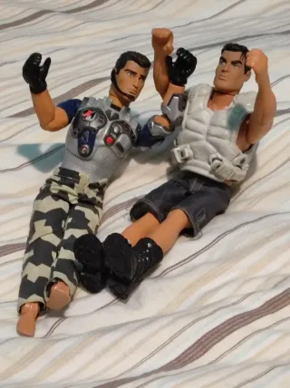 2 Figuras de Acción Man. 1997-2000