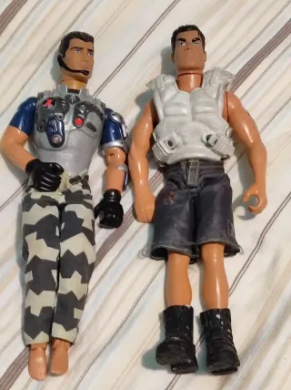 2 Figuras de Acción Man. 1997-2000