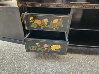Antica credenza cinese lacca nera decorata