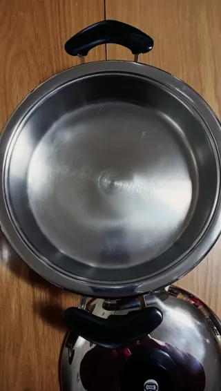 OFERTA Olla y vaporera AMC NUEVA