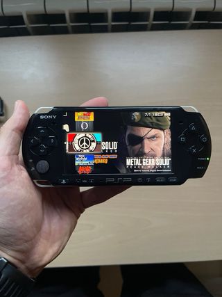 PSP Negra 64GB + Funda + Cargador