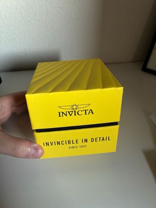 Reloj Invicta Cronógrafo Azul y Negro