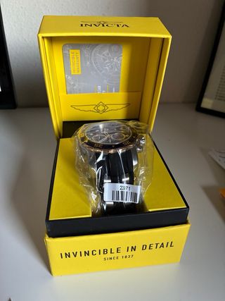 Reloj Invicta Cronógrafo Azul y Negro