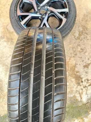 Llantas Toyota CHR (2 unidades)