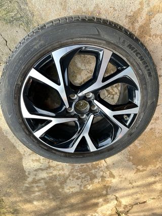 Llantas Toyota CHR (2 unidades)