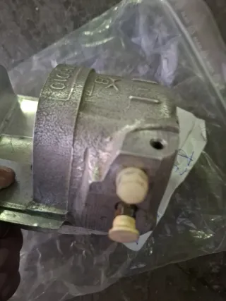 Pinza Freno SEAT 124 1430 Izquierda