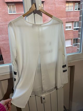 Blusa Punt Roma blanca con encaje