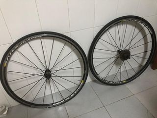 Juego Ruedas Mavic Aksium