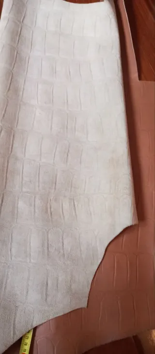 Retal piel de vacuno texturizada