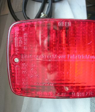 Faro Posteriore Carello Rosso