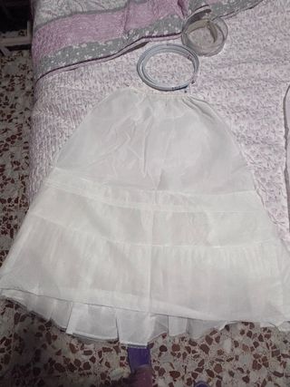 Vestido de comunión + cancán + felpa