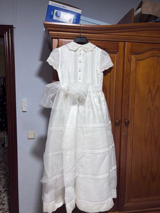 Vestido de comunión + cancán + felpa